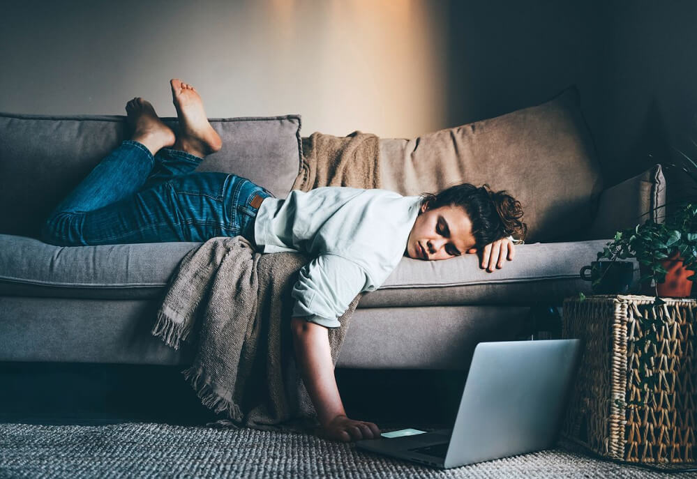 How laziness differs from procrastination